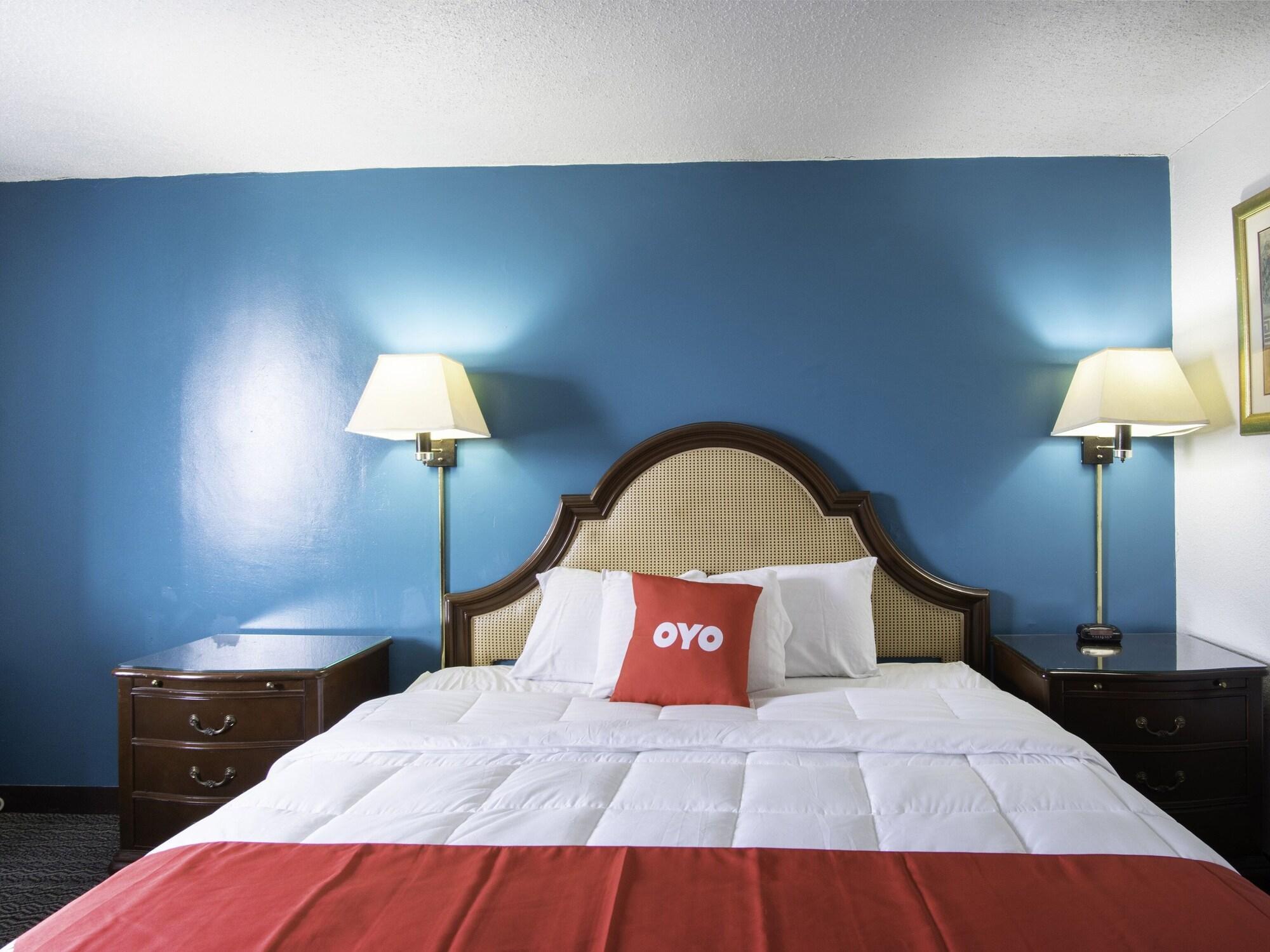 Oyo West 4th Ave Hotel