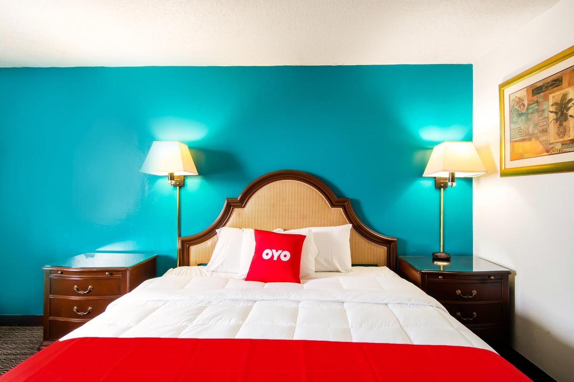 Oyo West 4th Ave Hotel 3*
