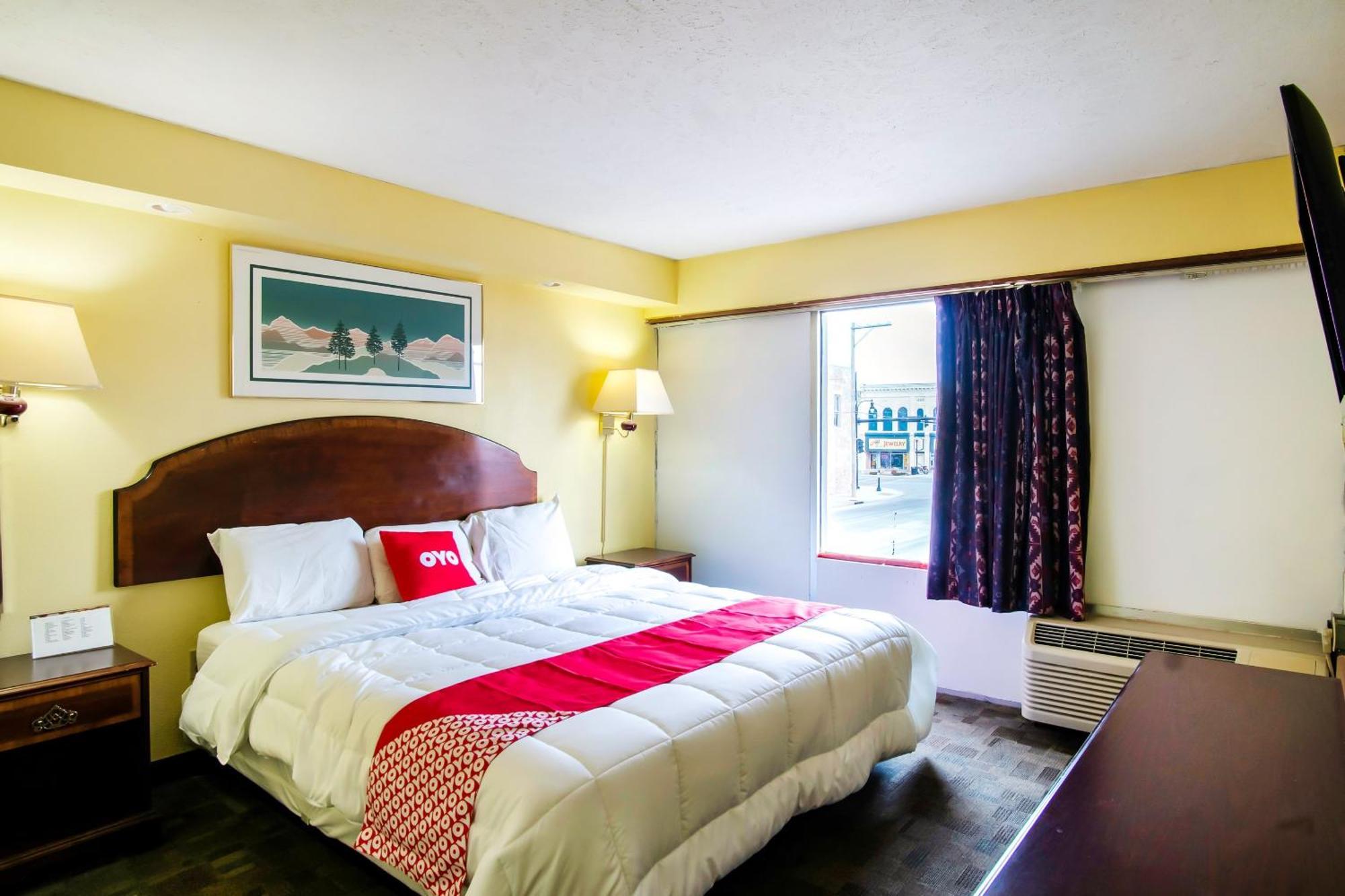 Oyo West 4th Ave Hotel 3*