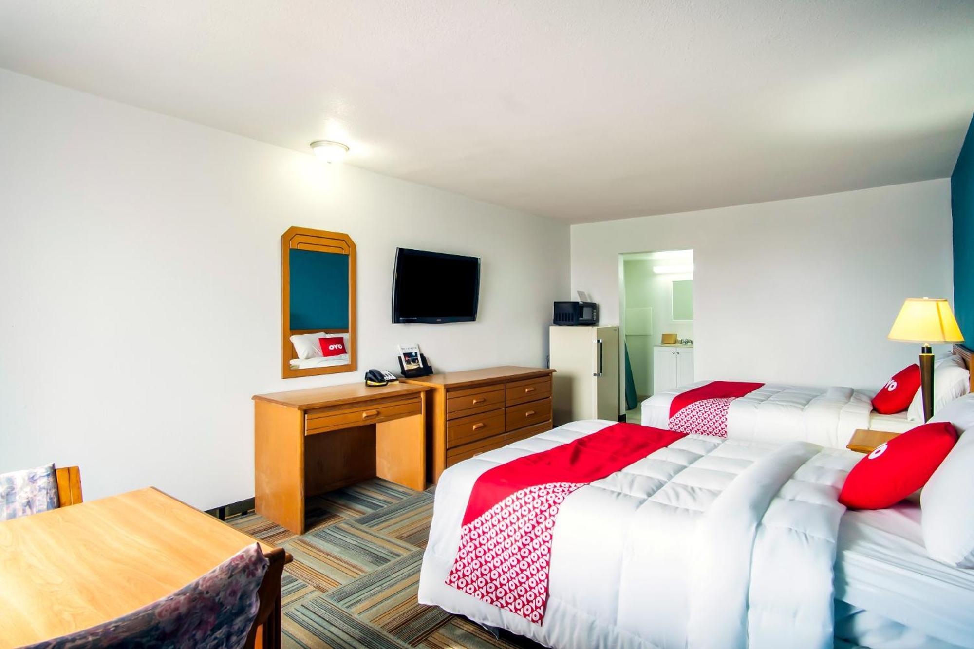 Oyo West 4th Ave Hotel