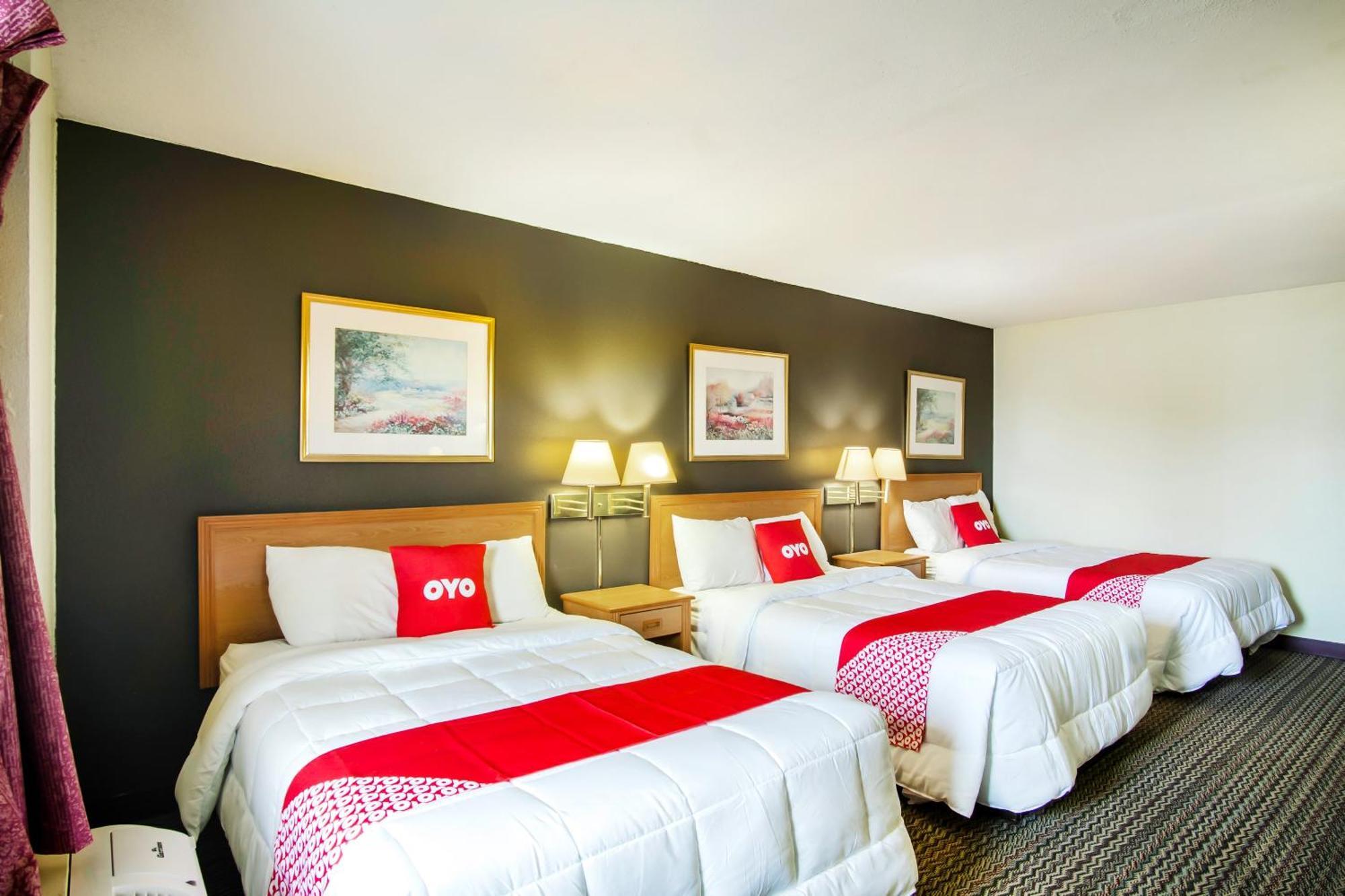 Hotel Oyo West 4th Ave